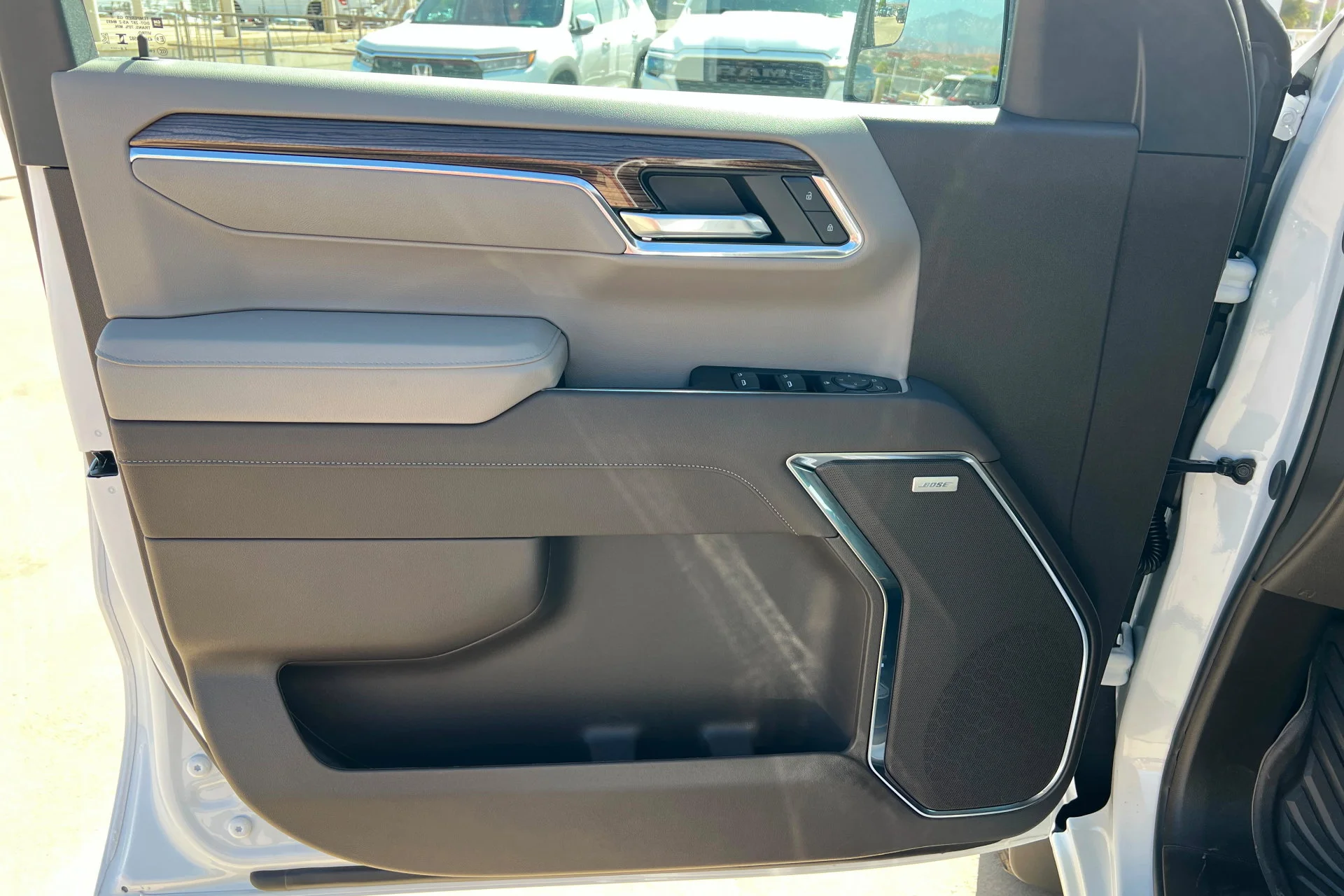 New 2026 Summit White Chevrolet LT Trail Boss image 14
