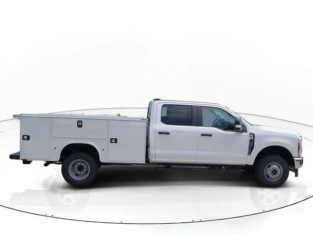 New 2026 Oxford White Ford XL image 4