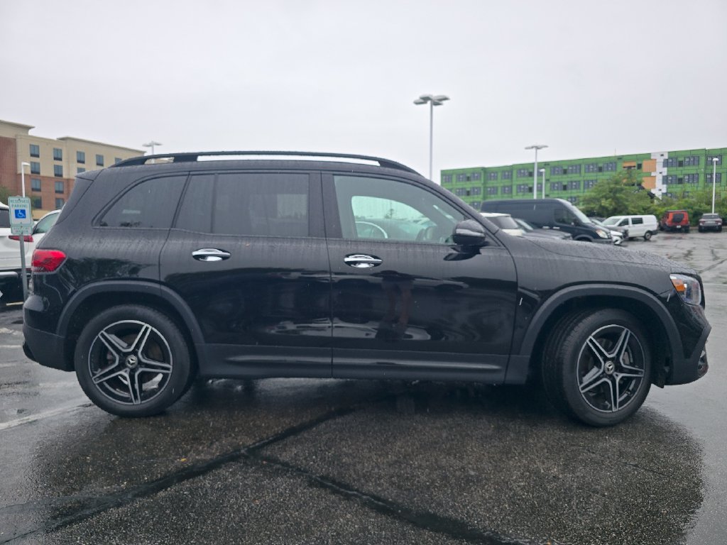 Certified Used 2023  Mercedes-Benz GLB 250 image 22