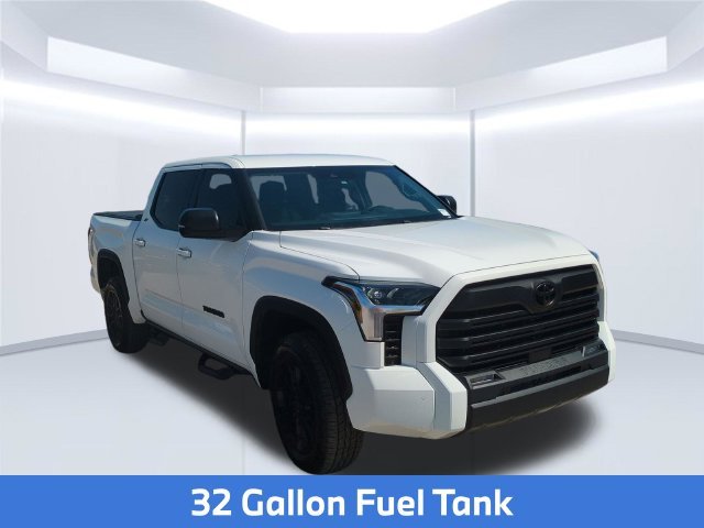 Used 2024 White Toyota SR5 image 11
