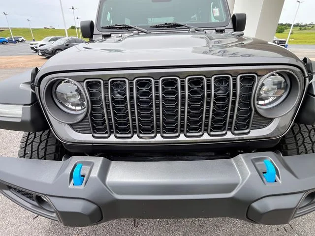 Used 2024 Crystal Metallic Jeep Rubicon 4xe image 3