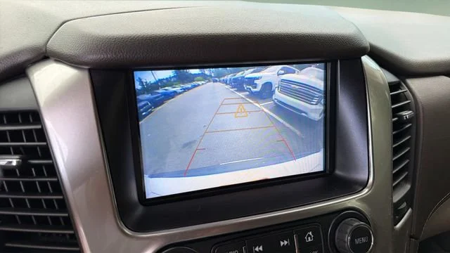 Used 2019 SUMMIT WHITE Chevrolet Premier image 27