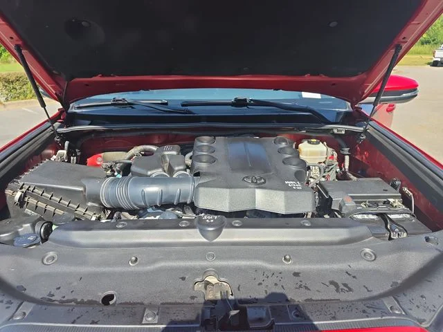 Used 2017 Red Toyota SR5 Premium image 31