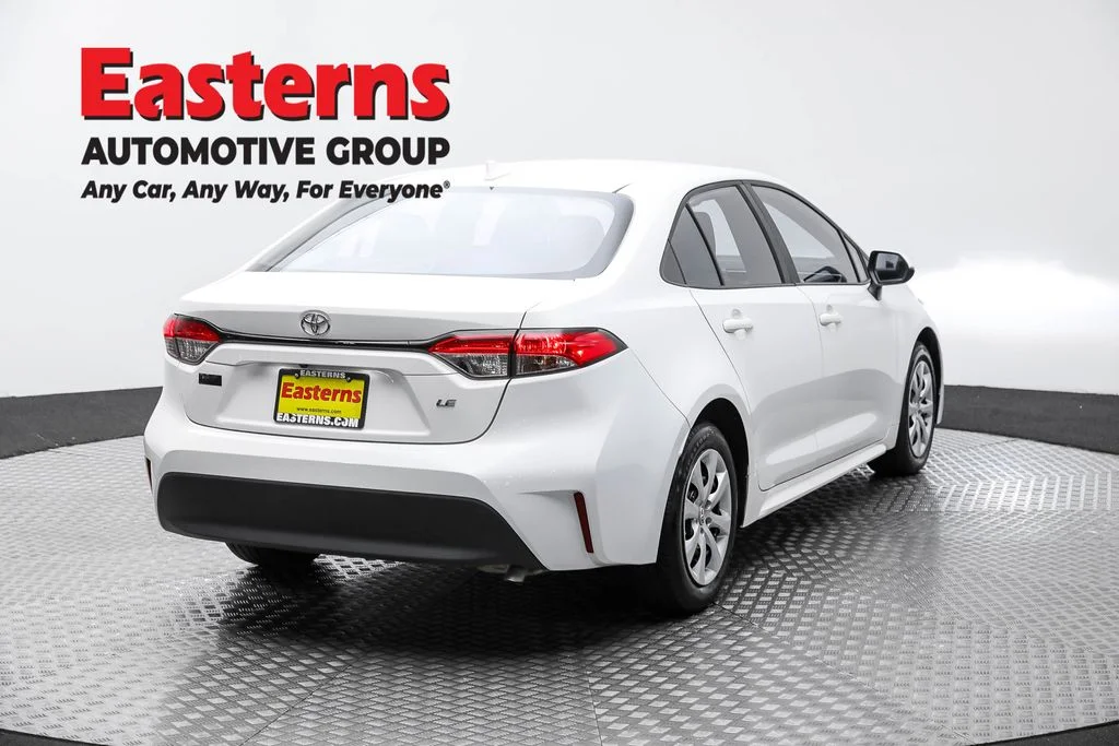Used 2023 White Toyota LE image 5