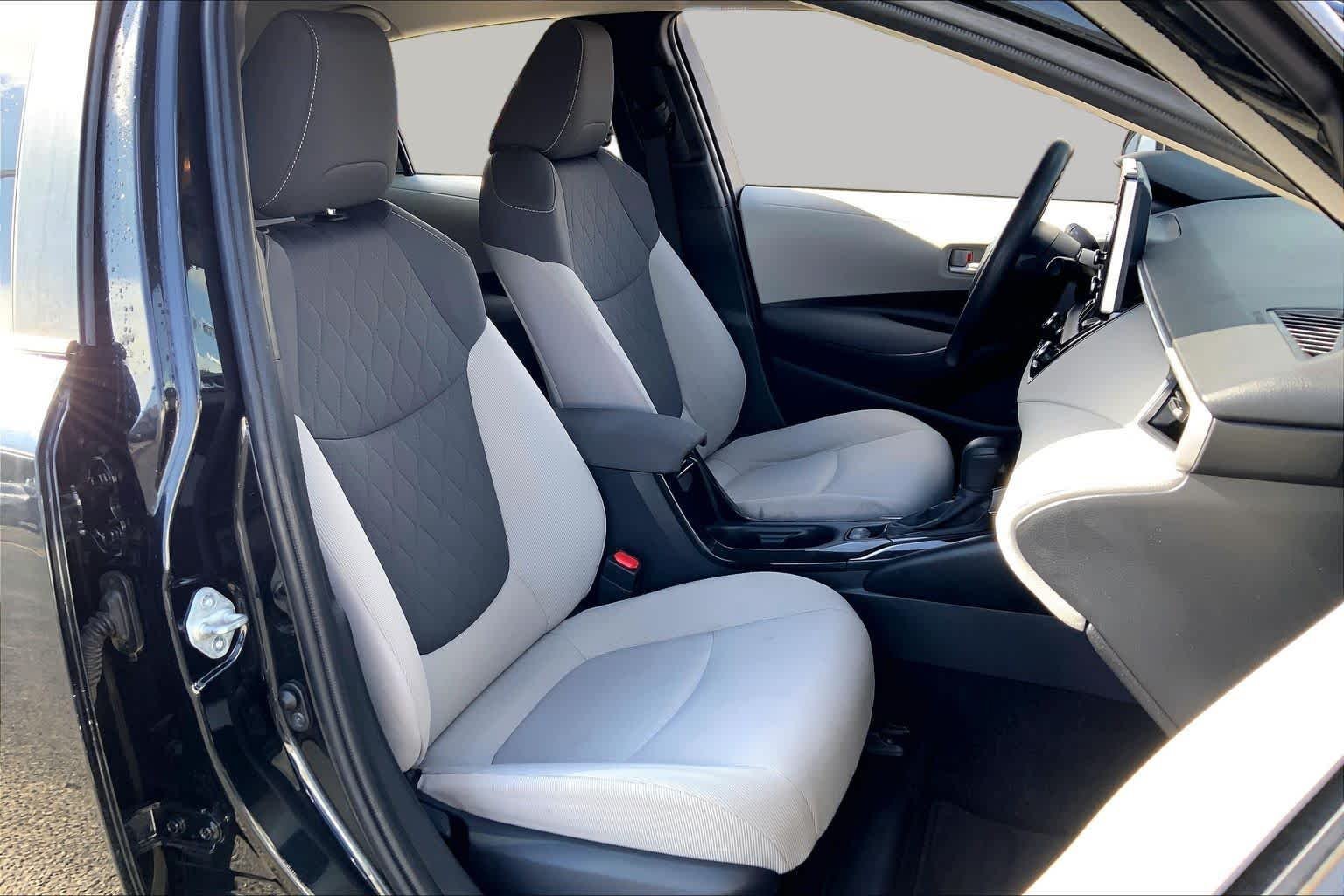 Used 2021 Black Sand Pearl Toyota LE image 9