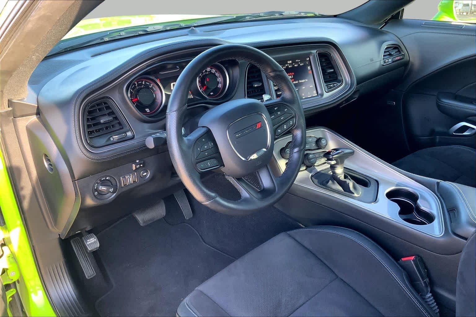 Used 2023 Sublime Metallic Clearcoat Dodge R/T Scat Pack image 17