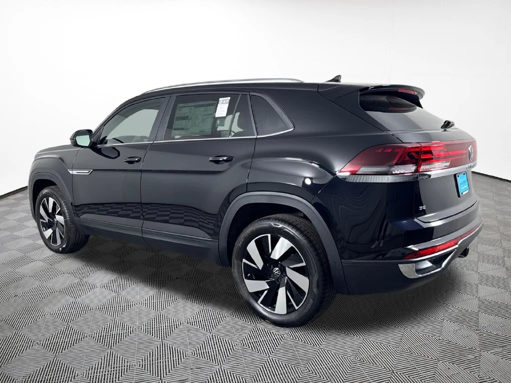 New 2026 Black Volkswagen SE w/Technology image 11