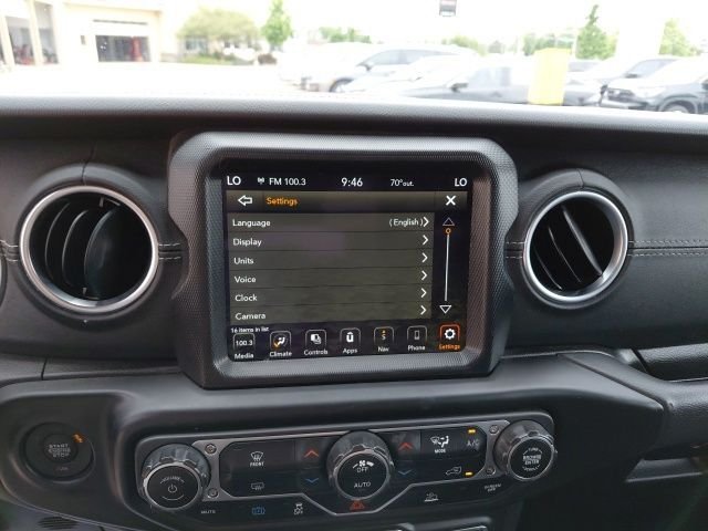 Used 2023 Green Jeep Sahara 4xe image 22