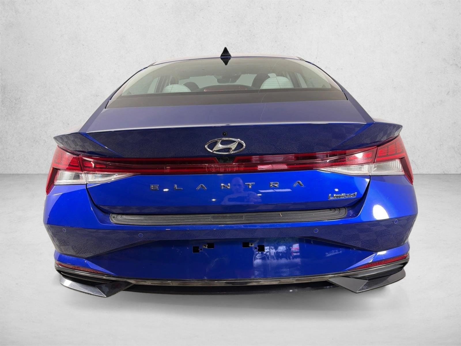 Used 2023 Intense Blue Hyundai Limited image 6