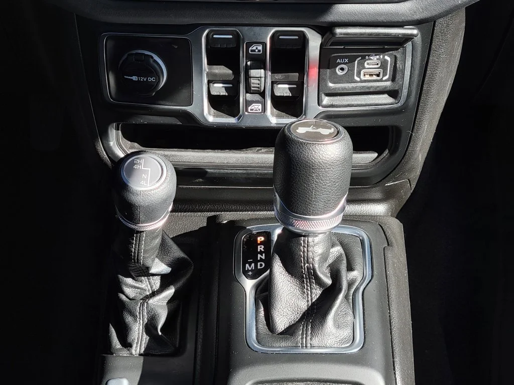 Used 2025 Red Jeep Sahara image 23
