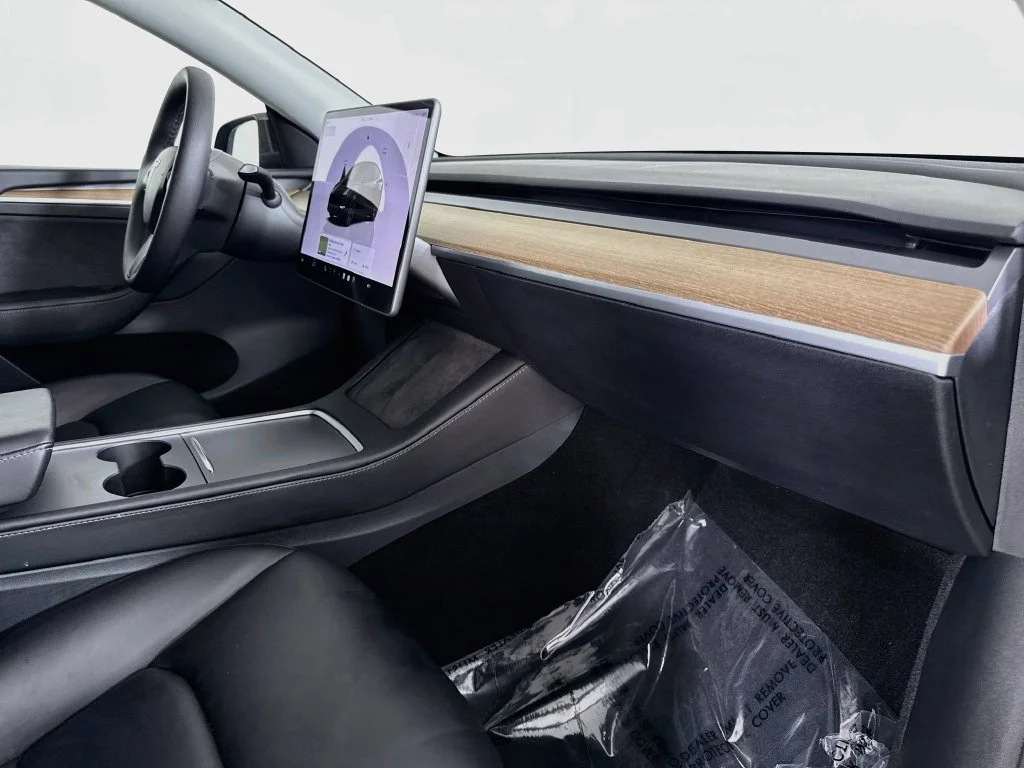 Used 2025 Black Tesla Long Range image 30