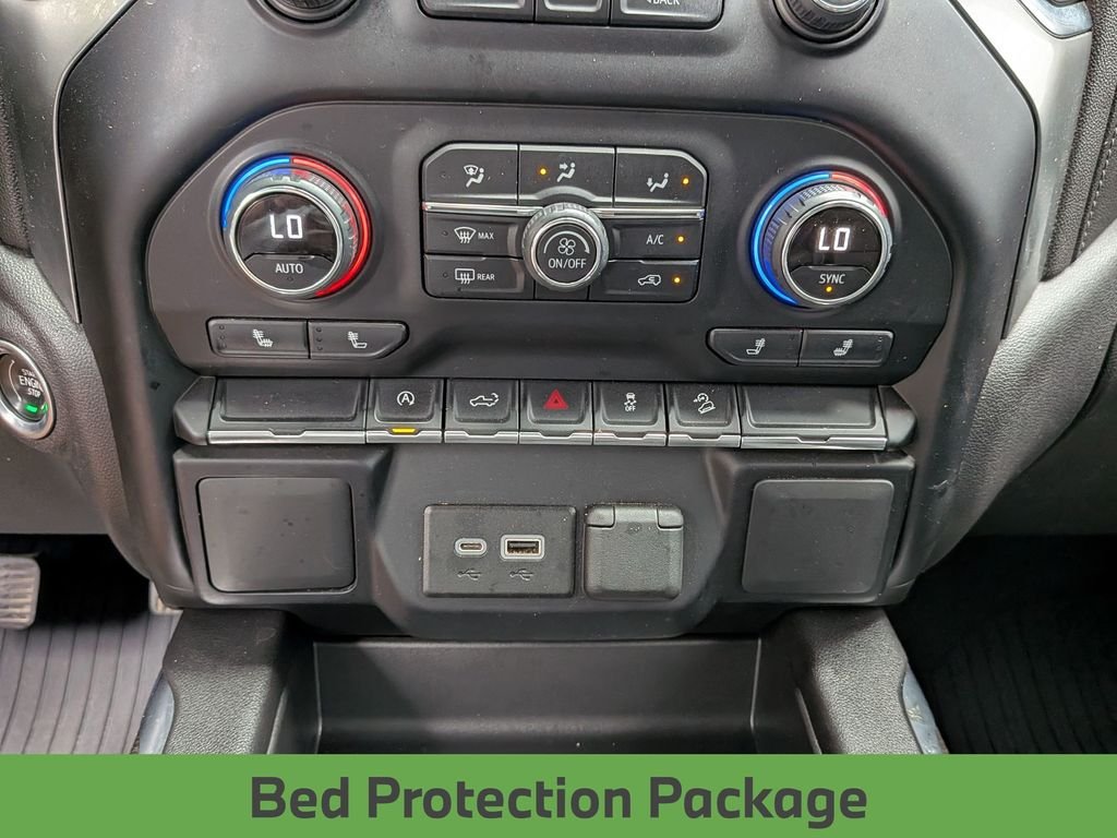 Used 2022 White Chevrolet RST image 19