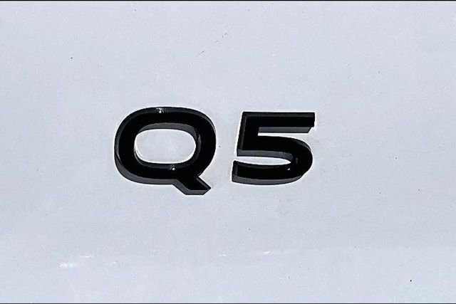 Used 2025 White Audi 2.0T Premium image 33