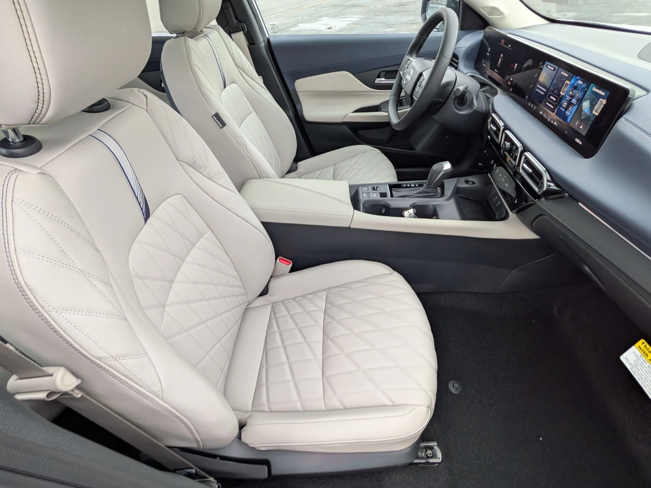 2026 Nissan Sentra SL - Photo 25
