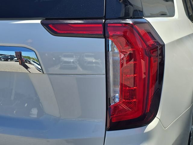 2022 GMC Yukon SLT - Photo 8