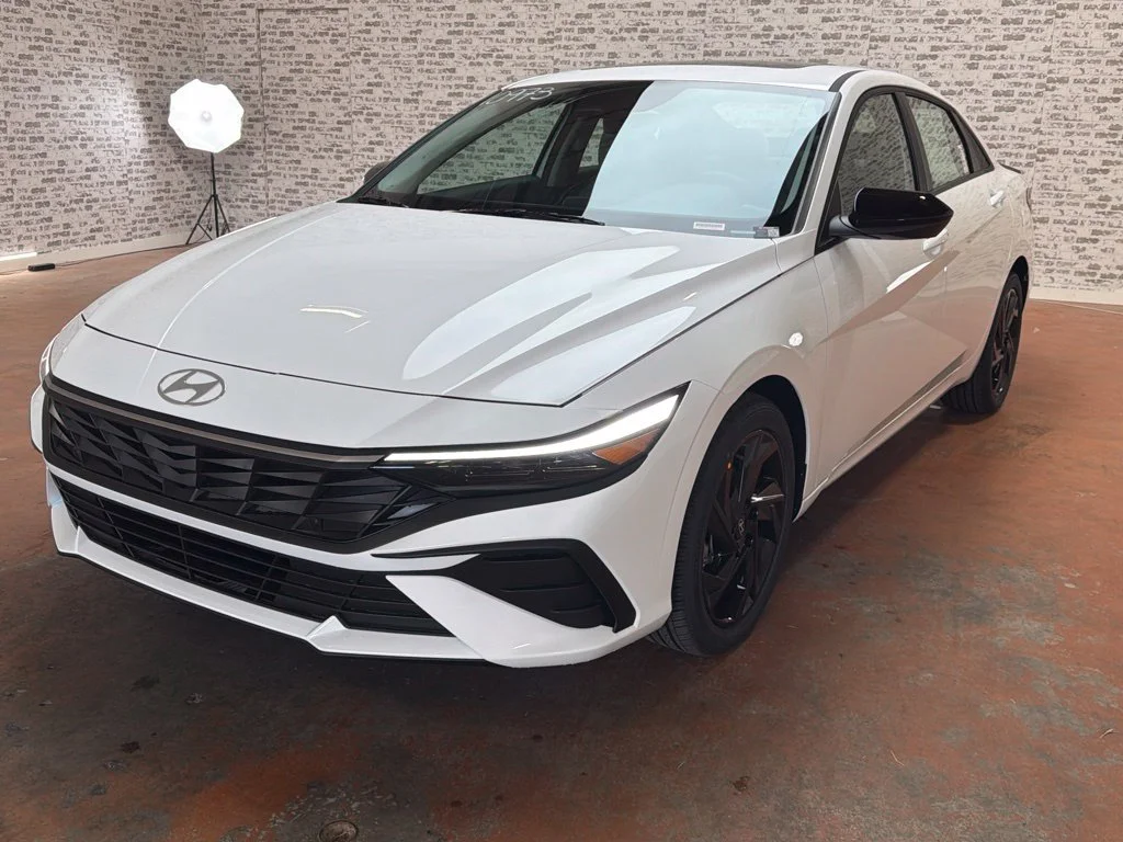 New 2026 Serenity White Hyundai SEL Sport Plus image 3