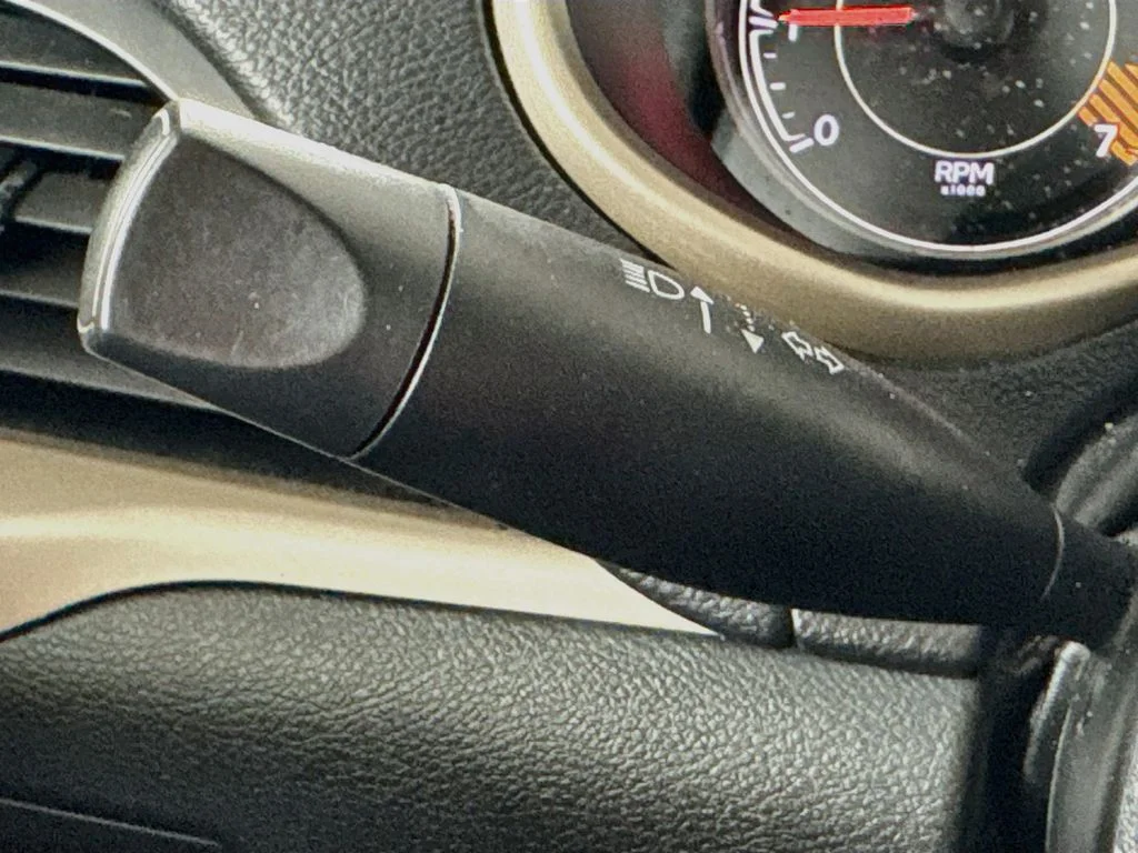 Used 2014 Gray Jeep Limited image 12