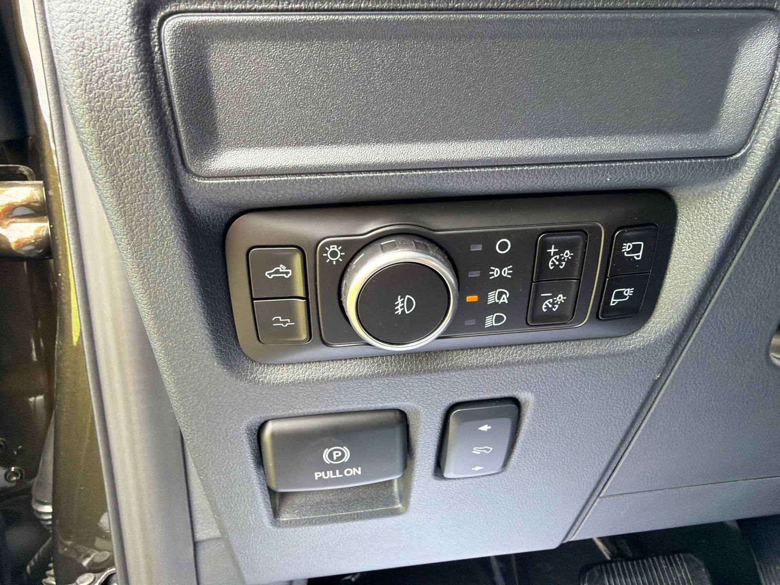 New 2026 Shelter Green Ford Raptor® image 21