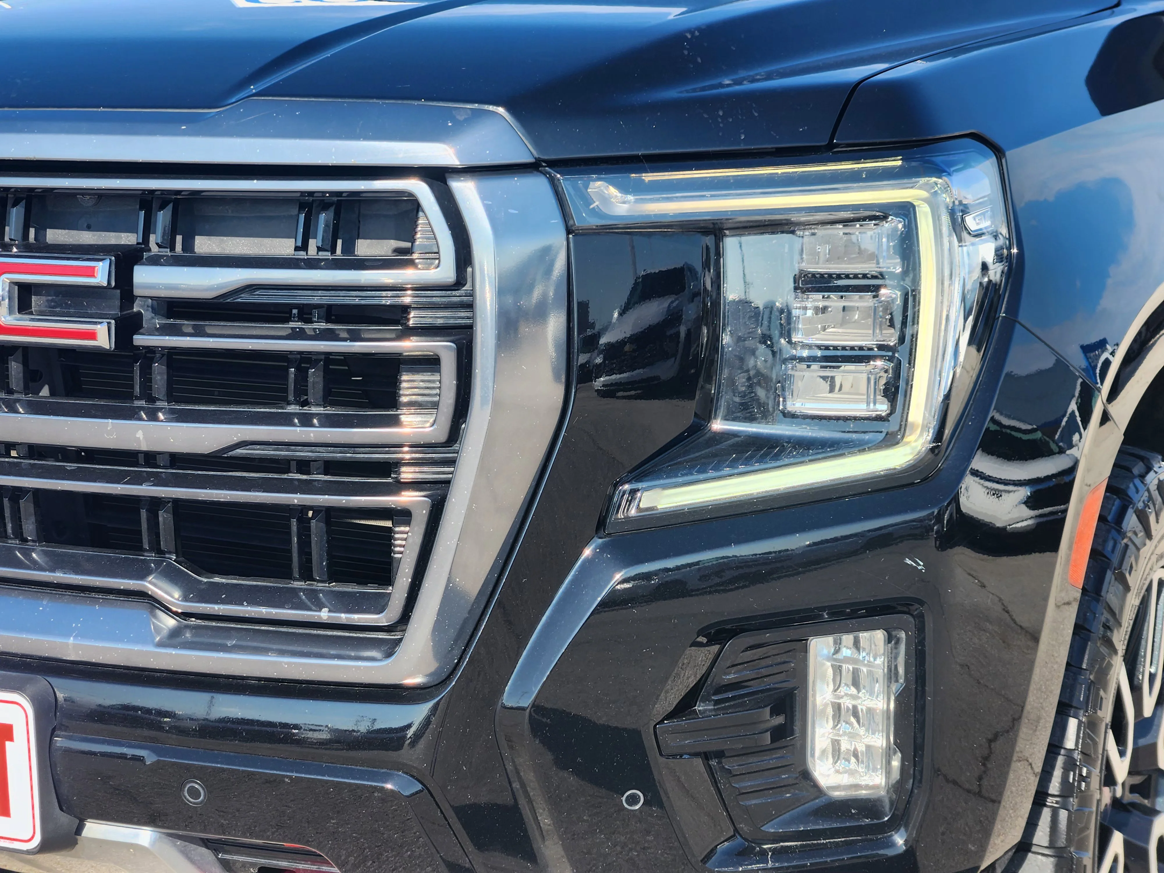 Used 2021 Onyx Black GMC AT4 image 8