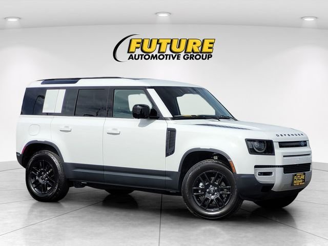 Used 2025 White Land Rover S image 1