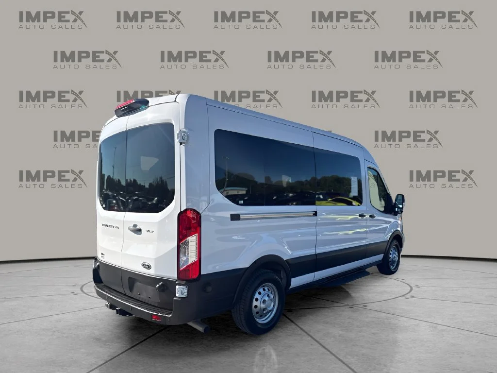 Used 2024 White Ford XLT image 5