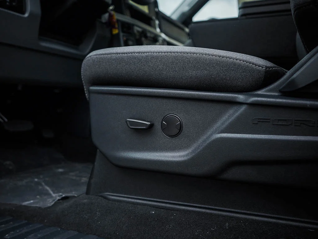 New 2026 Oxford White Ford F-350® XLT image 15