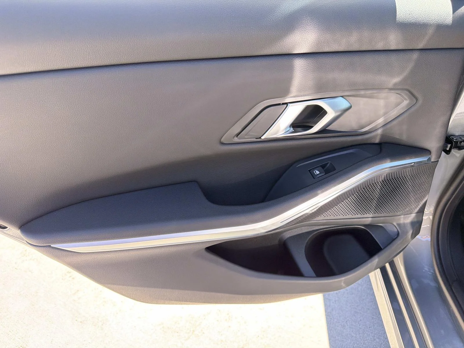 New 2026 Skyscraper Grey Metallic BMW 330i NA image 8