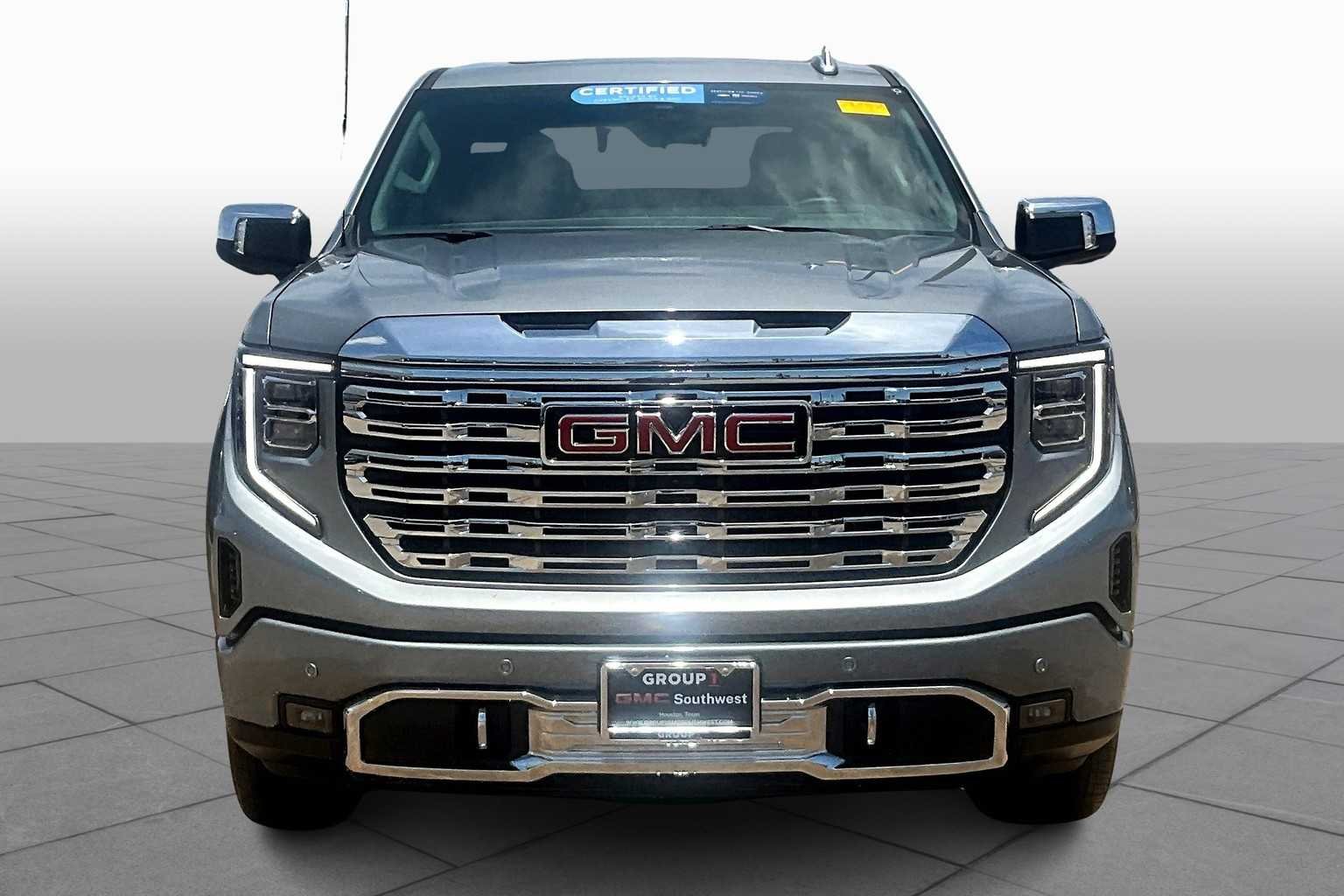 Used 2024 Sterling Metallic GMC Denali image 3