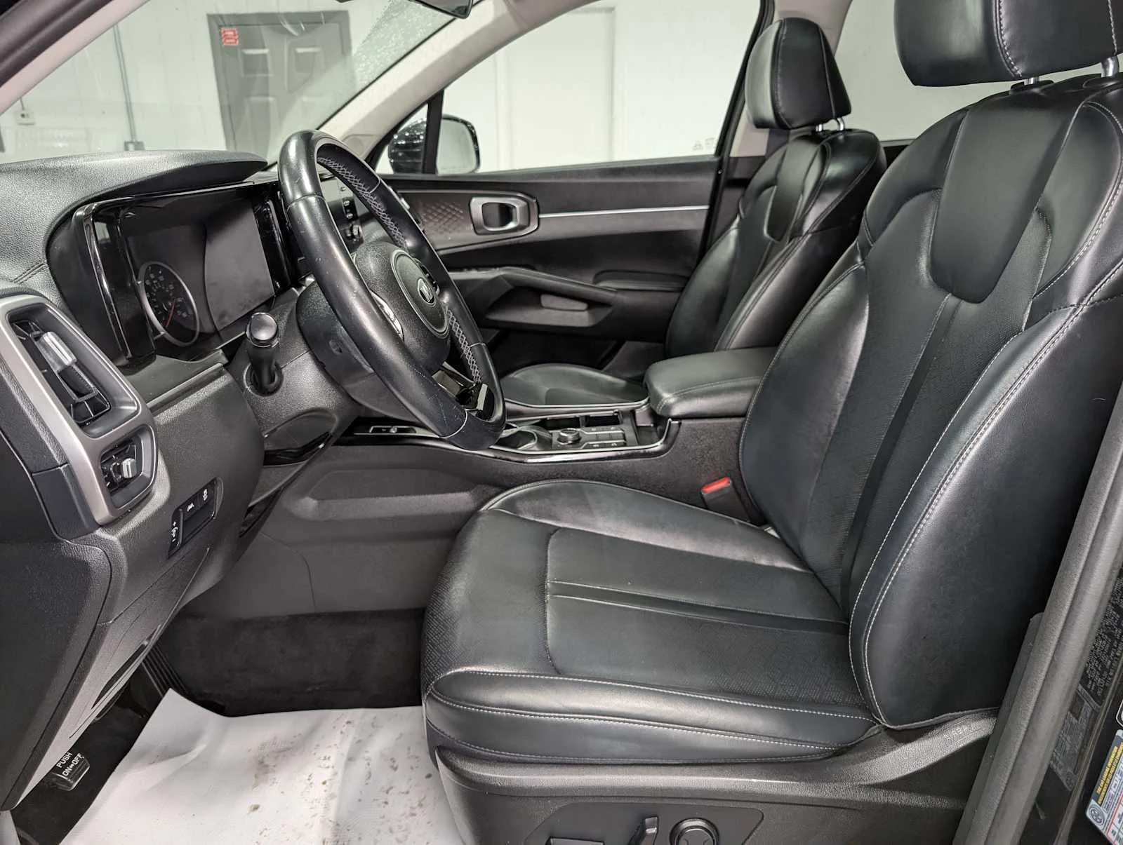 Used 2021 Ebony Black Kia S image 4