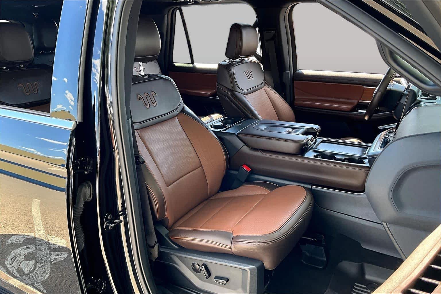 Used 2025 Agate Black Ford King Ranch image 8