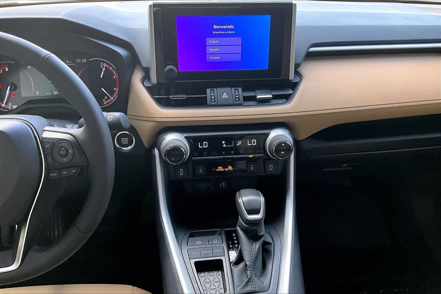 Used 2025 Wind Chill Pearl Toyota XLE Premium image 7
