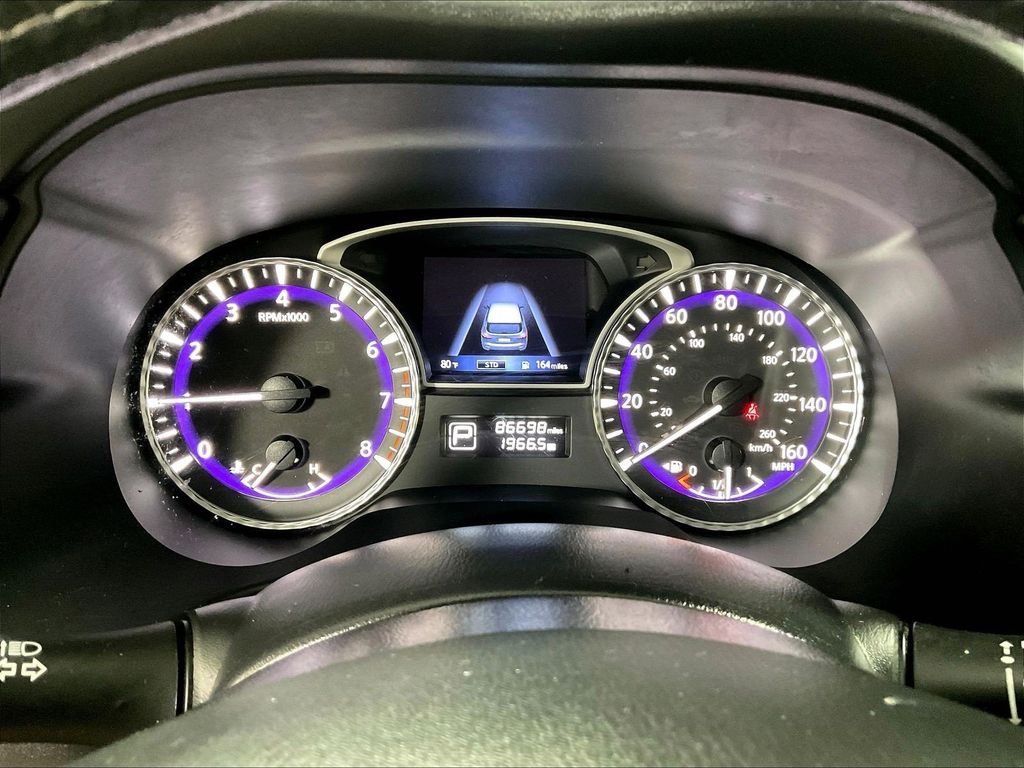 Used 2019 Black INFINITI LUXE image 26