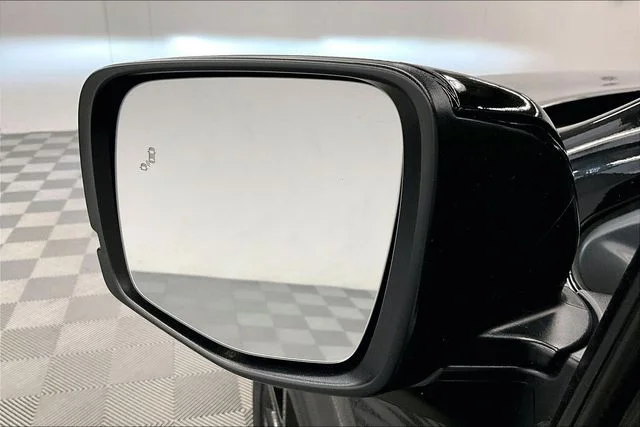 Used 2025 Crystal Black Pearl Honda Touring image 38