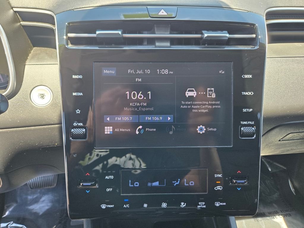 Used 2024 Silver Hyundai SEL image 16