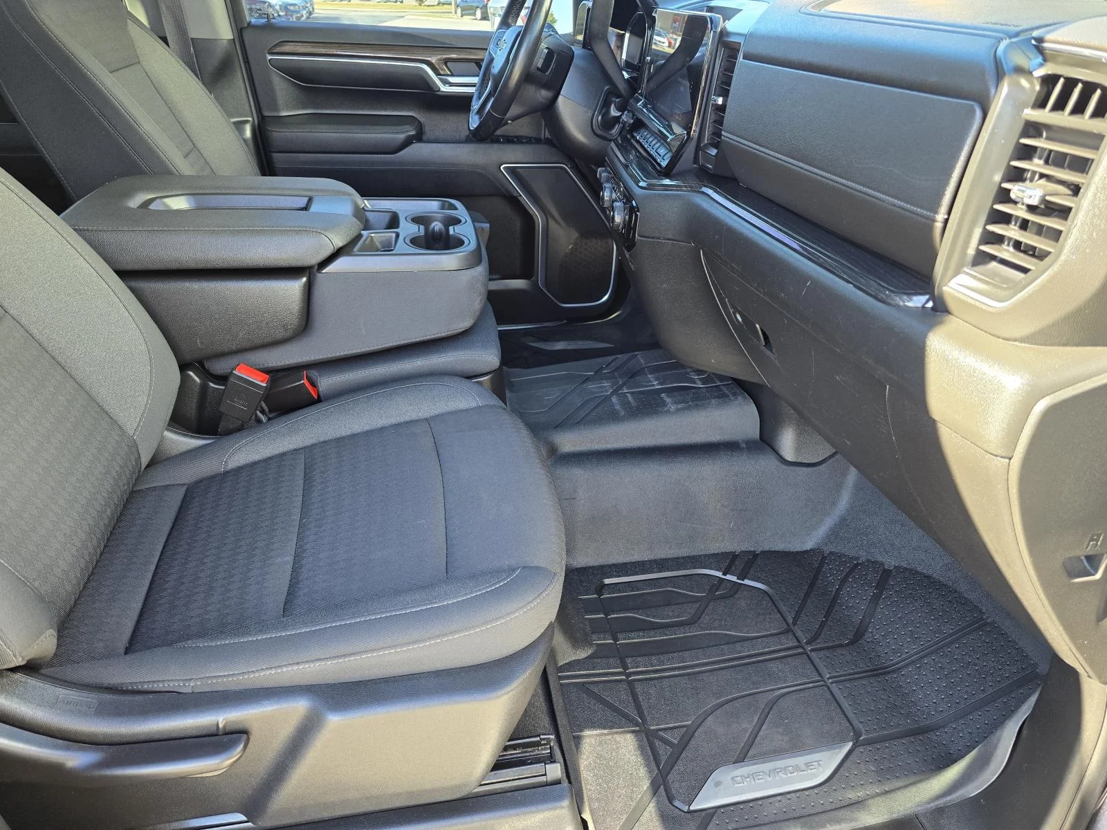Used 2022 Dark Ash Metallic Chevrolet LT image 21