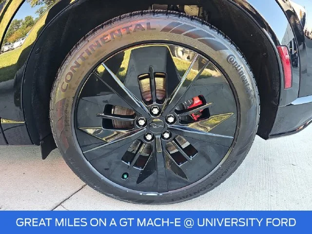 Used 2025 Black Ford GT image 32