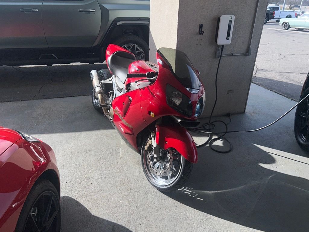 2000 Kawasaki Ninja ZX-10R For Sale | Smart Chevrolet
