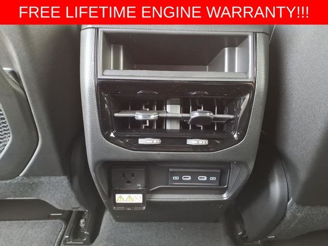 New 2026 Silver Zynith Exterior Paint Jeep Altitude image 26
