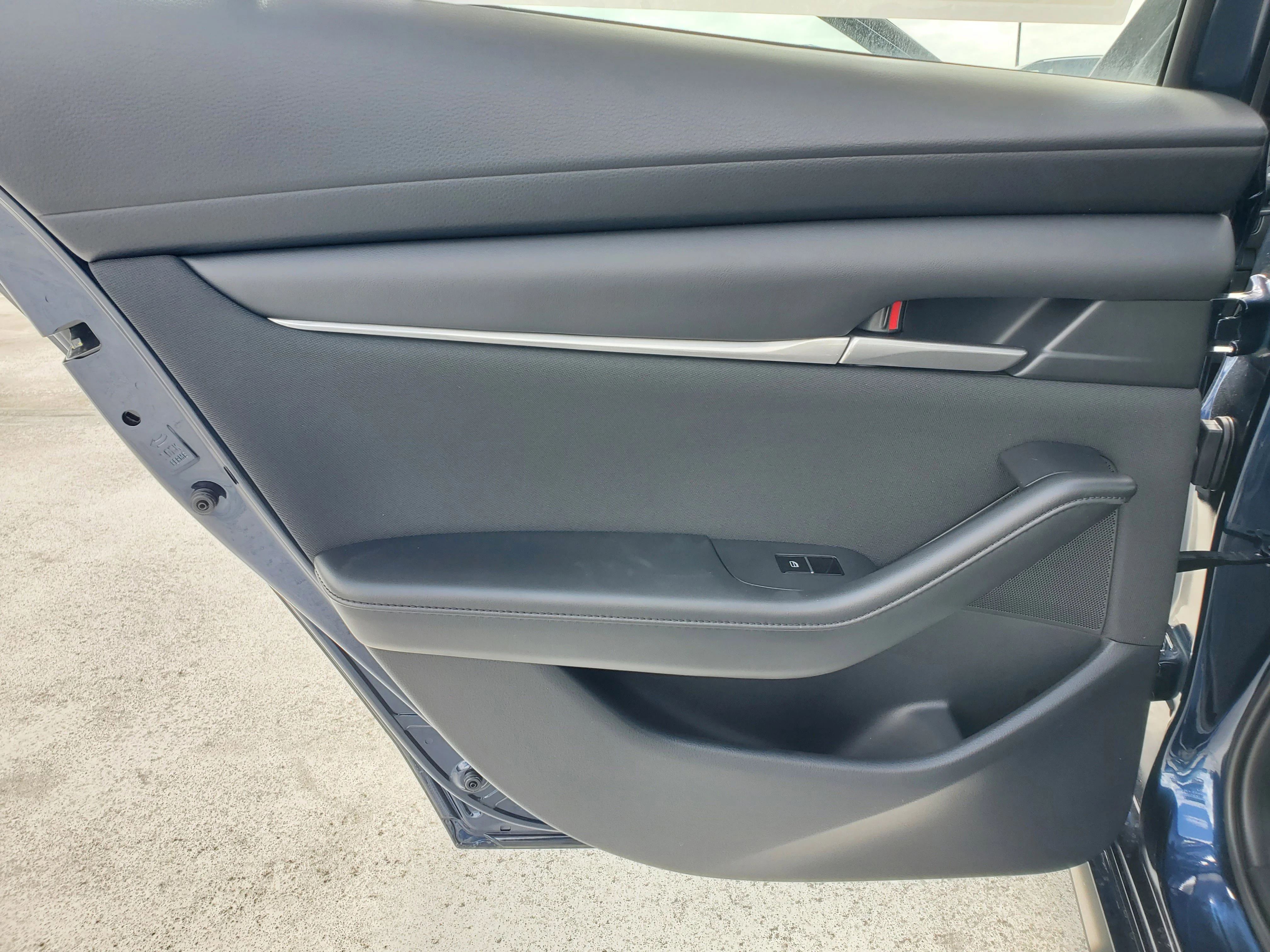 New 2026 Deep Crystal Blue Mica Mazda 2.5 S image 8