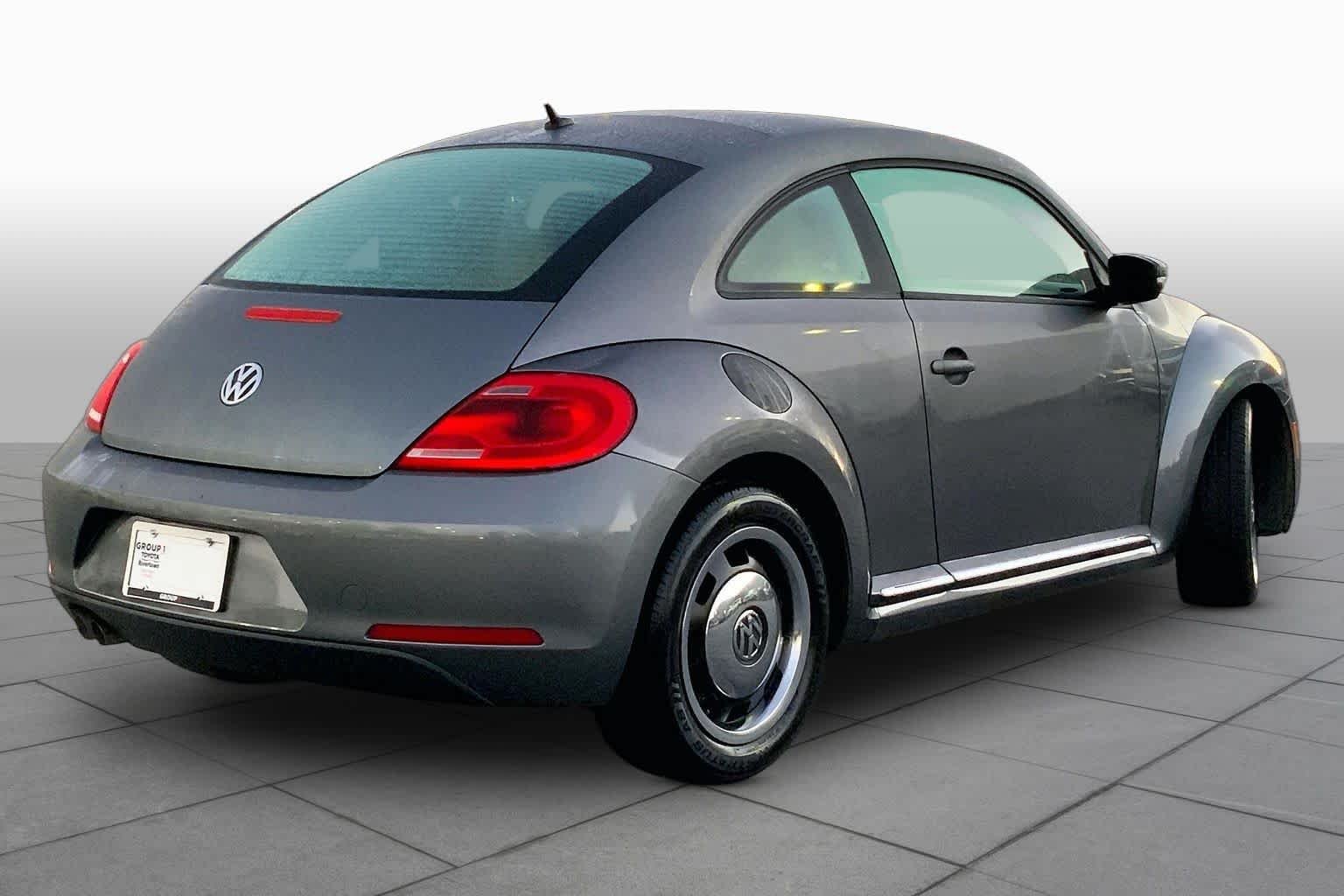 Used 2012 Platinum Gray Metallic Volkswagen 2.5L w/Sound/Nav PZEV image 11