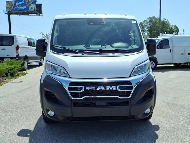 Used 2025  Ram Tradesman image 2