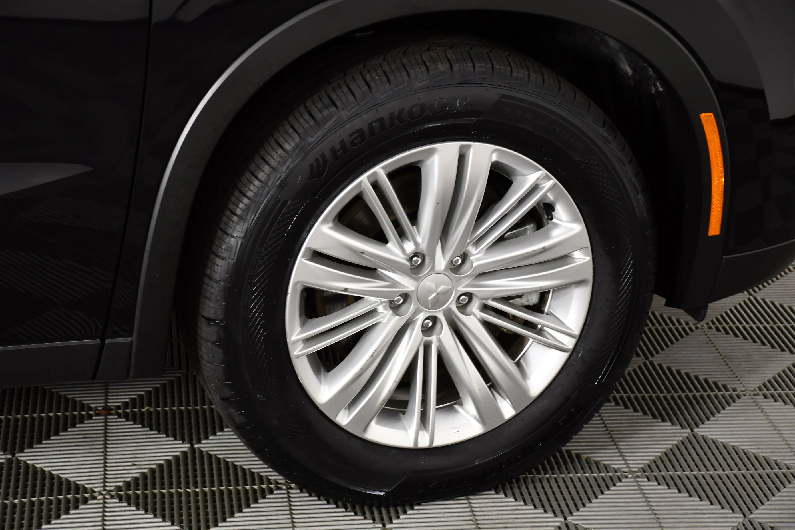 Certified Used 2025 Labrador Black Pearl Mitsubishi ES image 51