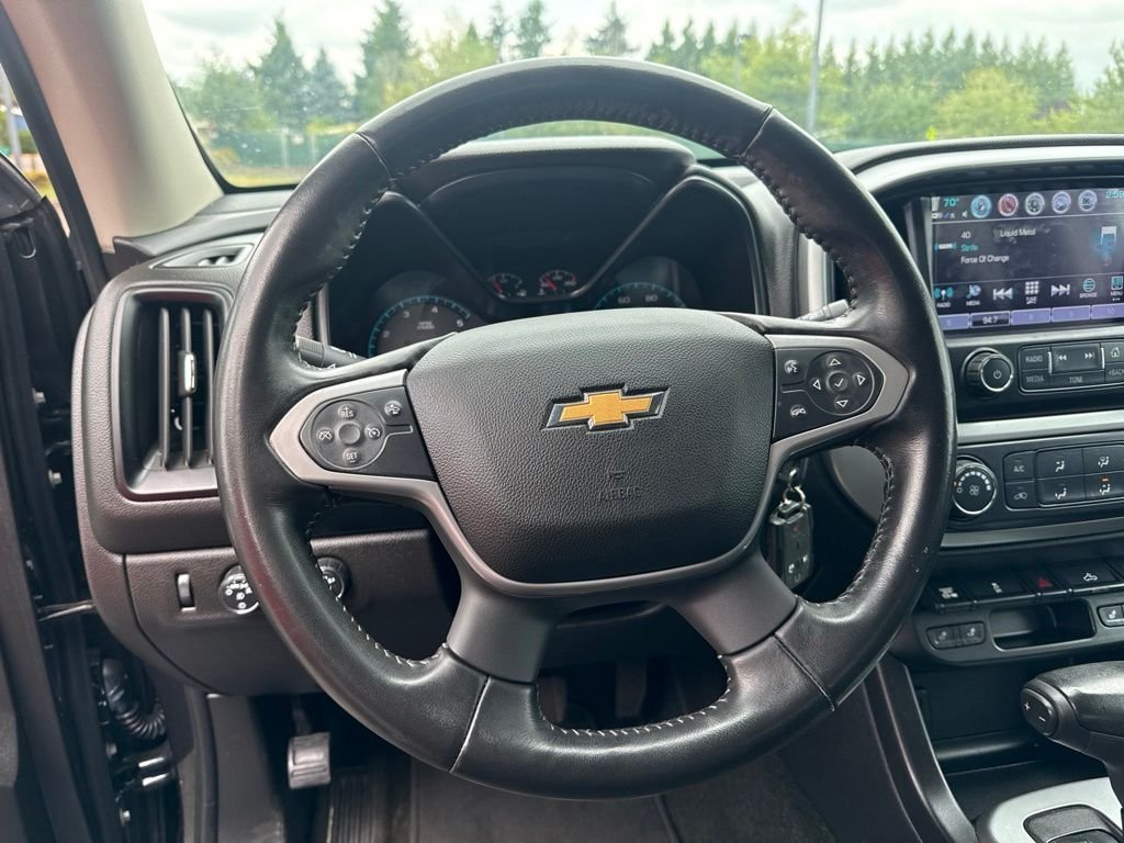 Used 2018 Graphite Metallic Chevrolet LT image 10