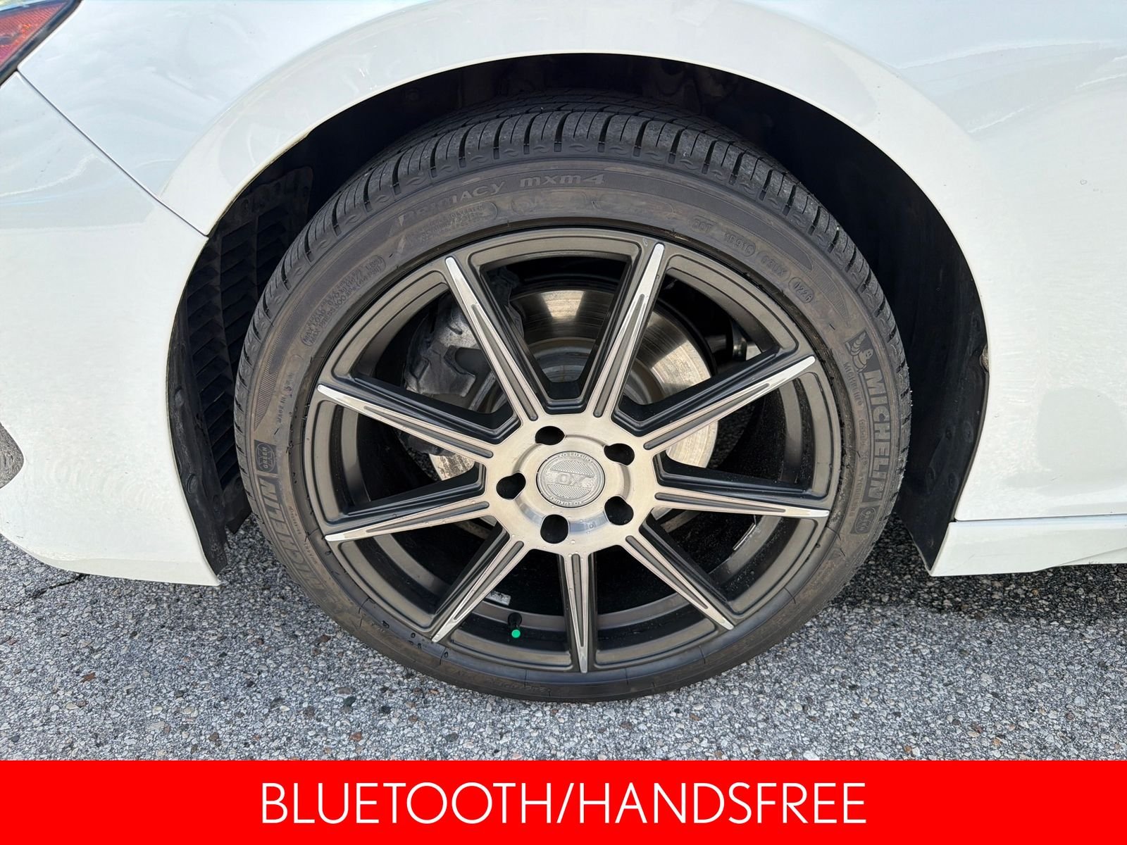 Used 2021 Platinum White Pearl Acura Technology Package image 12