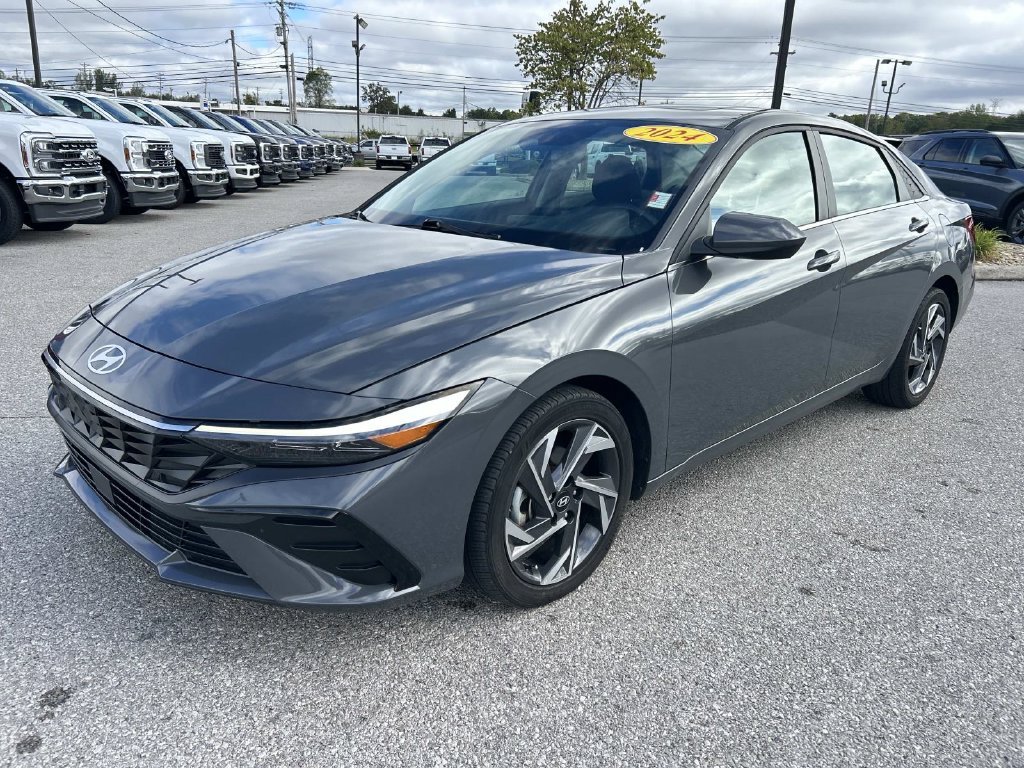 Certified Used 2024 Gray Hyundai SEL image 8