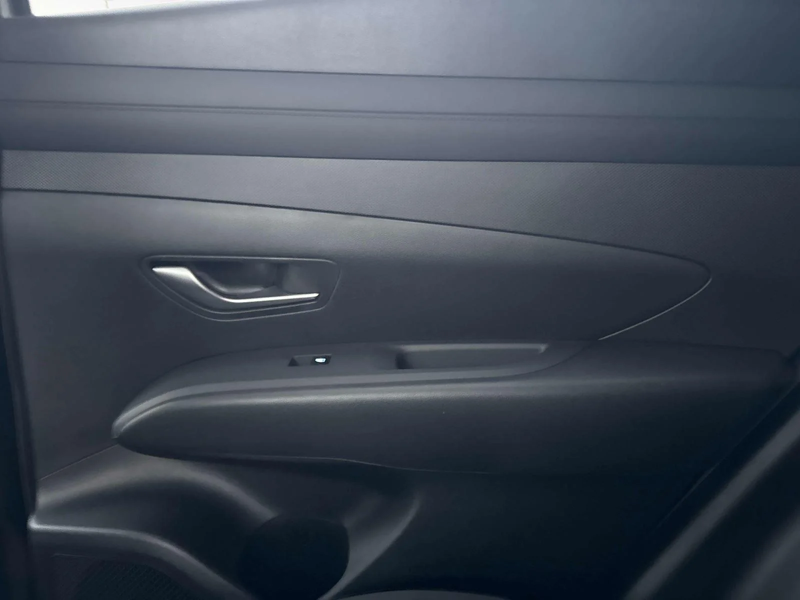 New 2026 Hampton Gray Hyundai SEL image 13