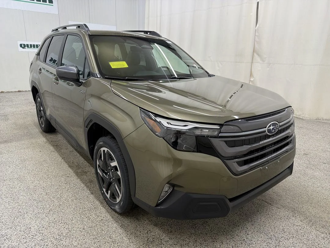 2026 Subaru Forester Premium Hybrid's photo