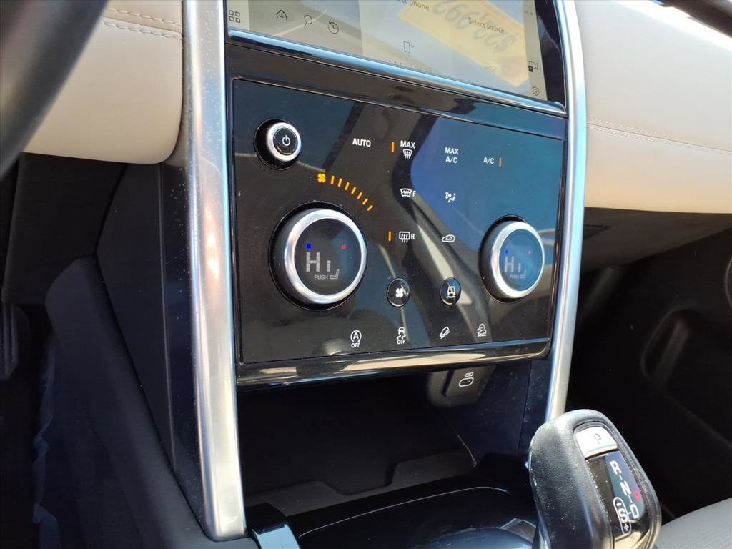 Used 2021 Portofino Blue Metallic Land Rover SE image 17