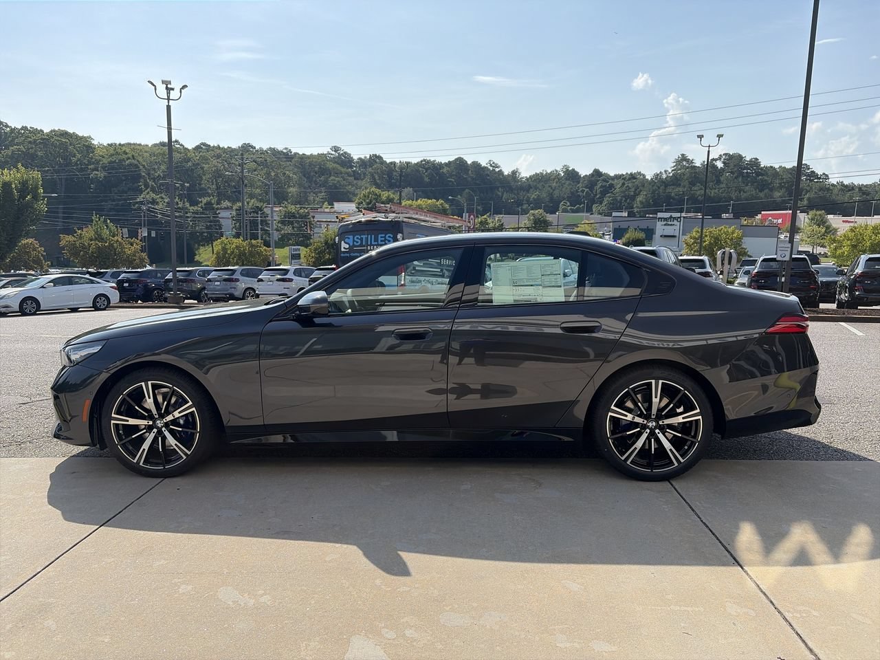 Used 2027 Dark Graphite Metallic BMW 530i image 5