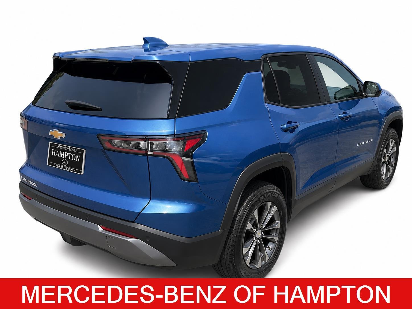 Used 2025 Lakeshore Blue Metallic Chevrolet FWD LT image 2